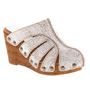 SBICCA- White Elemental Leather Clog-distressed look w/studded details-brand new